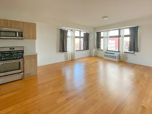 Rented by MySpaceNYC | media 27