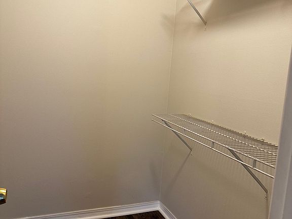 4th image of 11358 Shovler Ct