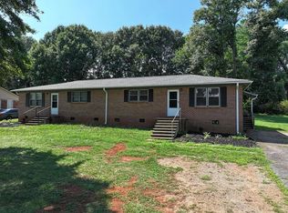 1610 Springfield Rd, Boiling Springs, SC 29316