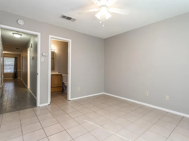 9 Foster Ct — Photo 7