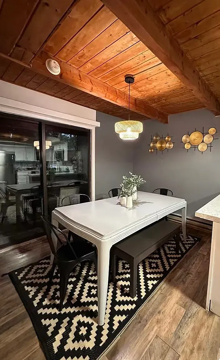 3 bed, 1368 sqft, $2,500 — Photo 3