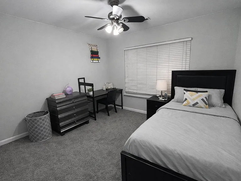 12148 Honor Guard Ave — Photo 12