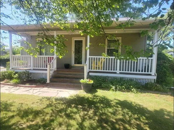 14840 Marquette Rd, Lakeside, MI 49128