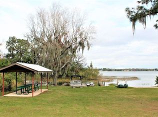 121 Parkview Dr, Lake Placid, FL 33852