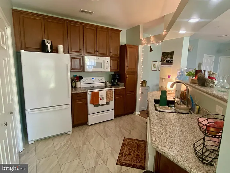 8206 Blue Heron Dr #1C — Photo 3