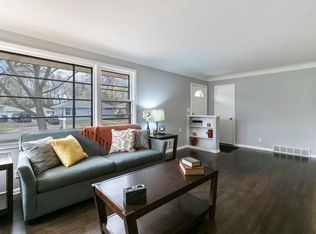 1360 McAfee St, Saint Paul, MN 55106