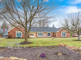 295 Camden Dr, Zionsville, IN 46077