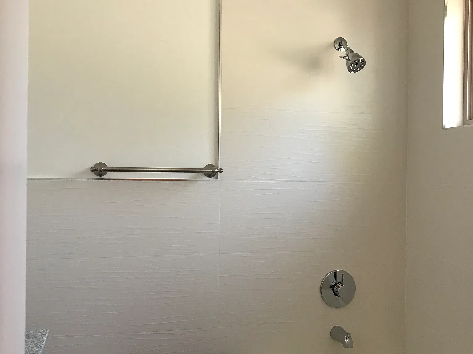 660 Roble Ave — Photo 3