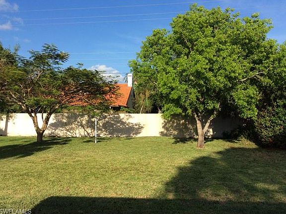 5th image of 6347 Saint Andrews Cir S