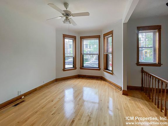 3rd image of 3639 N Paulina St APT 1