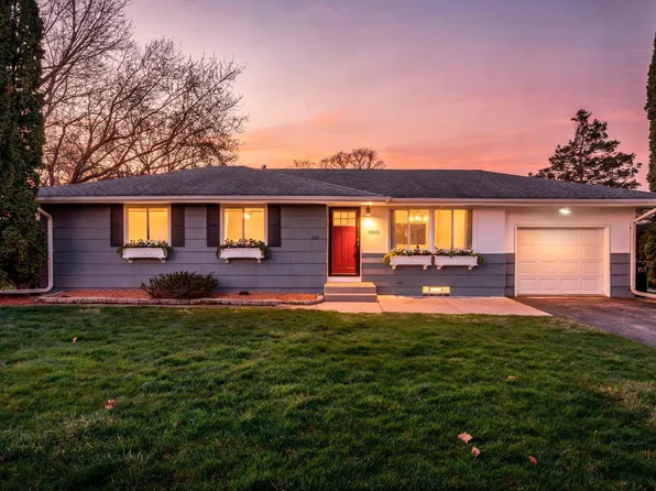 10631 Xavier Ave S, Bloomington, MN 55437