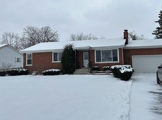 1507 N Wilke Rd, Arlington Heights, IL 60004