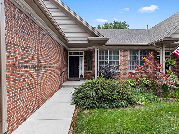 2nd image of 2947 Troon Ct