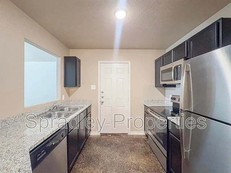 1420 Leon Rd — Photo 4