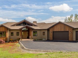 34569 Deerwood Dr, Eugene, OR 97405