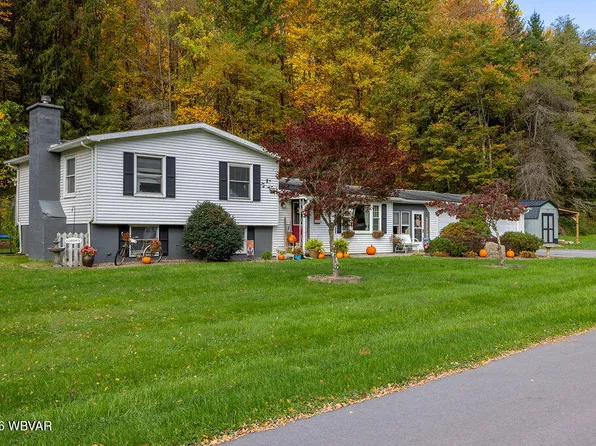2135 Laurel St, Renovo, PA 17764