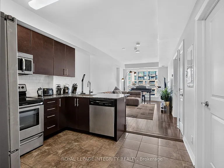 242 Rideau St #2505 — Photo 14