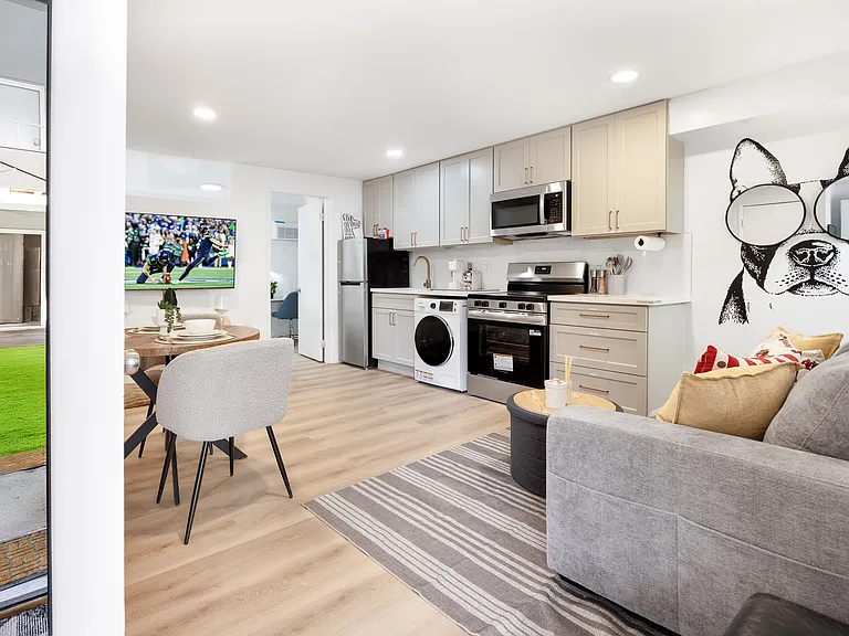 15 Dravus St #3 — Photo 2