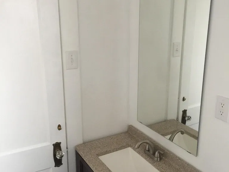 2859 Broadway Ave #1 — Photo 12