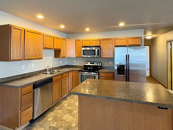 2nd image of 415 3rd Ave NW #A