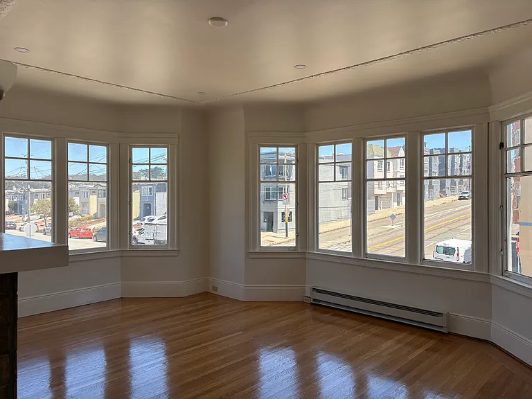 1803 Judah St #1 — Photo 9