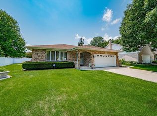 1017 Kerry Ln, Joliet, IL 60431