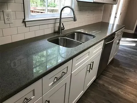 3141 Pheasant Dr — Photo 5