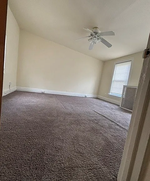 2506 Christian St — Photo 9
