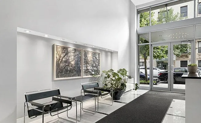 Sold by Mont Sky Real Estate | media 11