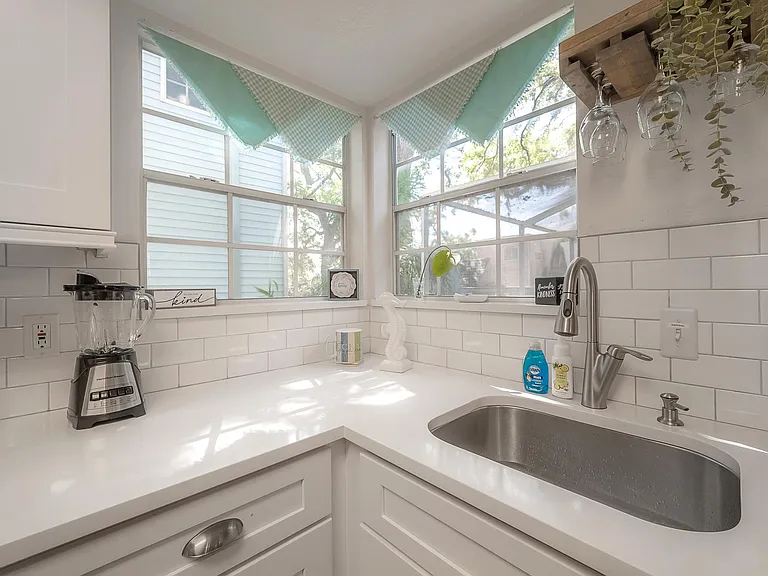 4210 W Roland St — Photo 30
