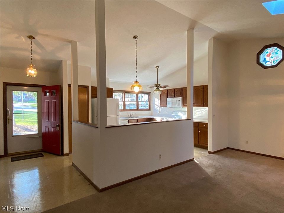 130 Burlington Oval Dr Chardon, OH, 44024 Apartments for Rent Zillow