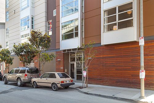1st image of 33 Clementina St