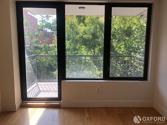 Rented by Oxford Property Group | media 17