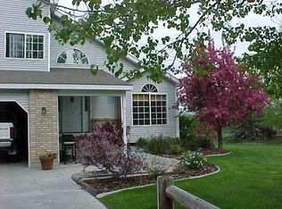 1152 E Butte Rd, Menan, ID 83434