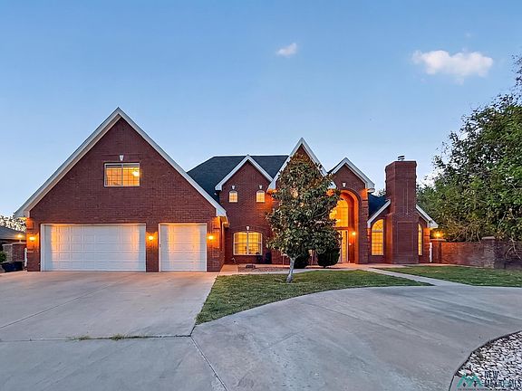 2nd image of 13 Granite Cir