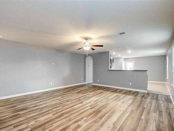 4th image of 6222 El Topacio Dr