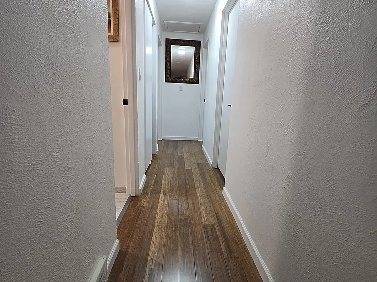 1316B Bellevue Way SE — Photo 6