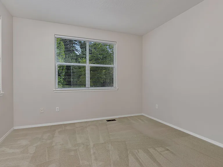 4745 SW 2nd Ave — Photo 14