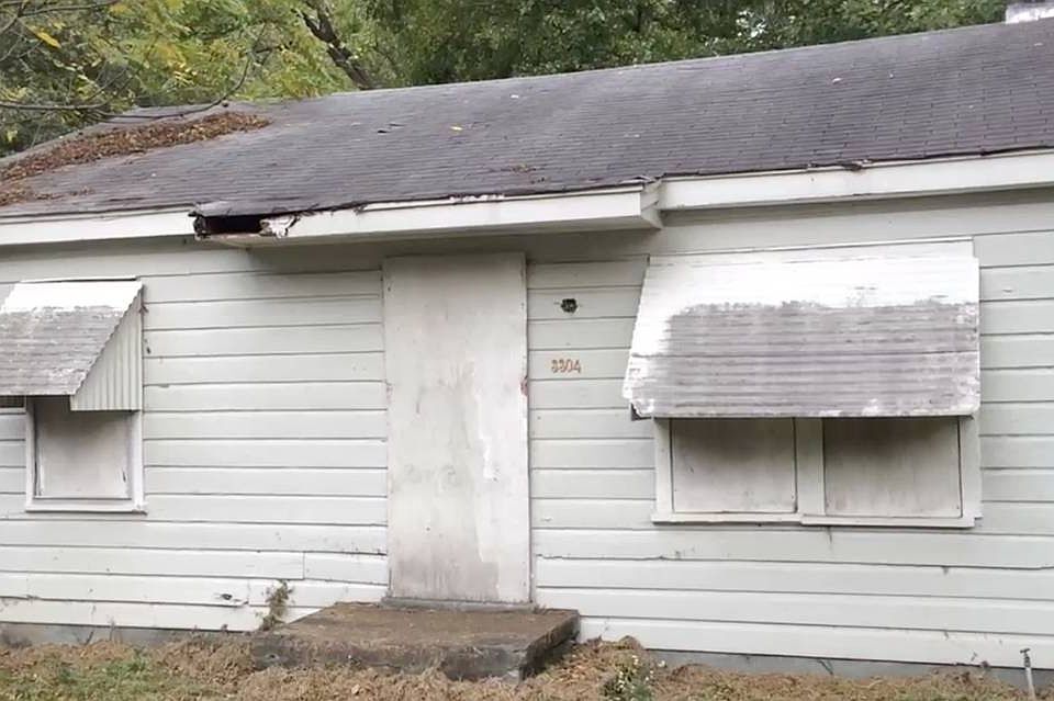 2nd image of 3304 Mountain Terrace St