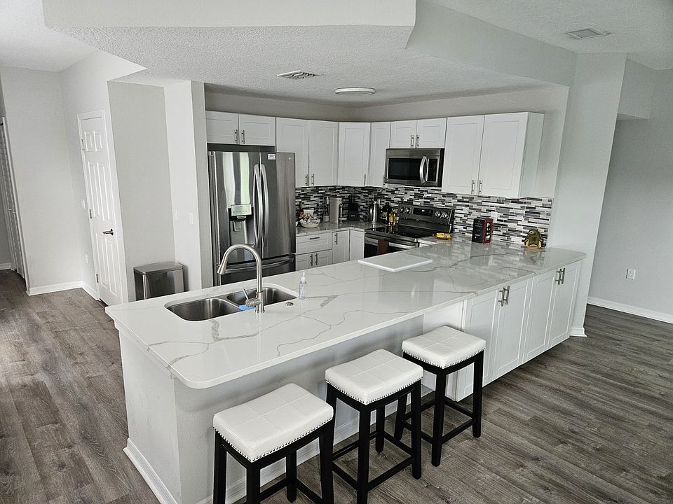 1st image of 4342 Tyler Cir N