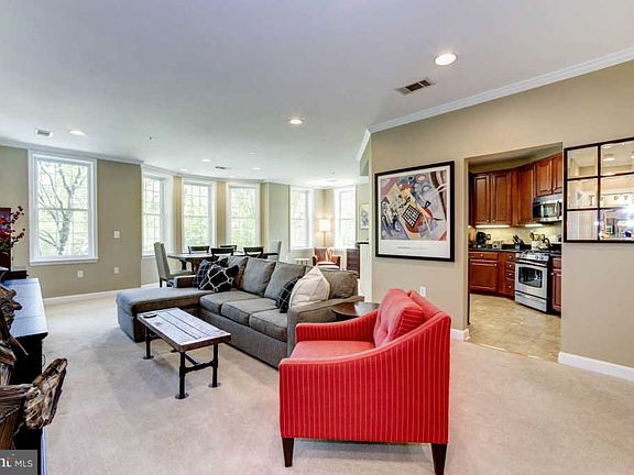 2nd image of 400 Cameron Station Blvd APT 118