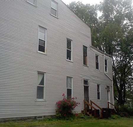 5th image of 1810 Mills Ave