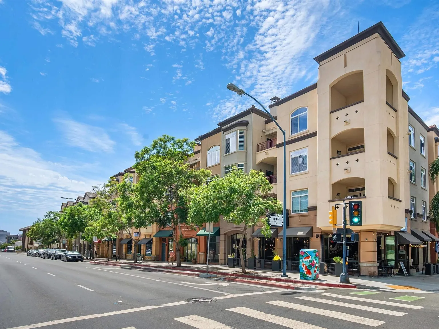 Laurel Bay Condominiums — Photo 1