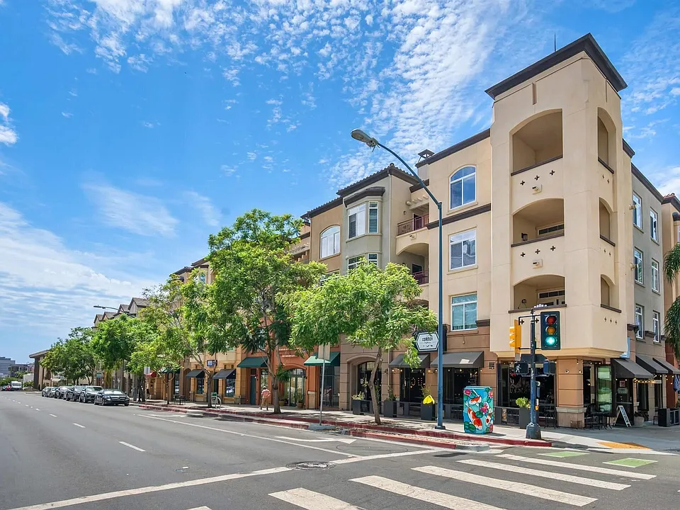 2400 5th Ave #425