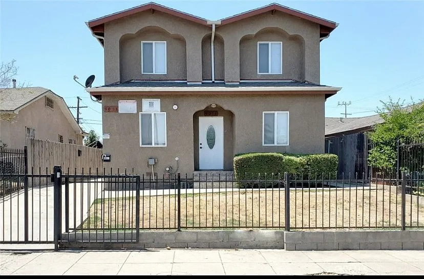 9011 Orchard Ave #5