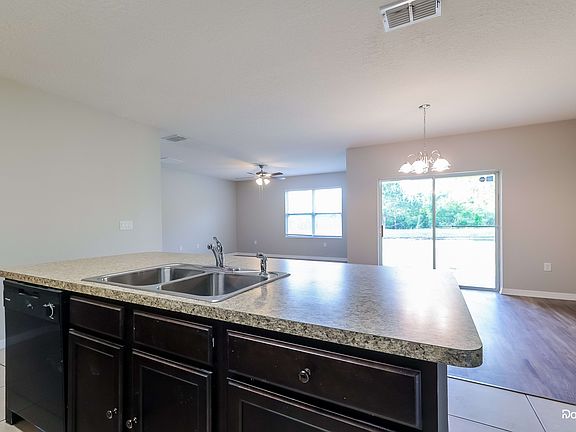 3rd image of 2330 Sequoia Way
