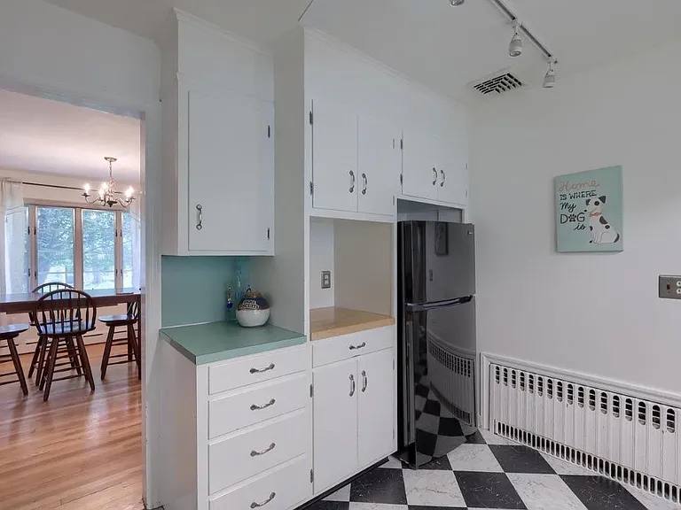 376 Arbor Rd — Photo 13