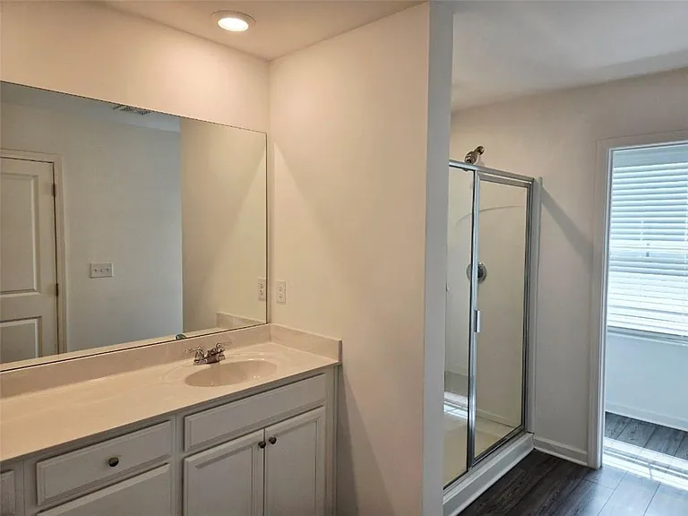 15 Goshawk St — Photo 13