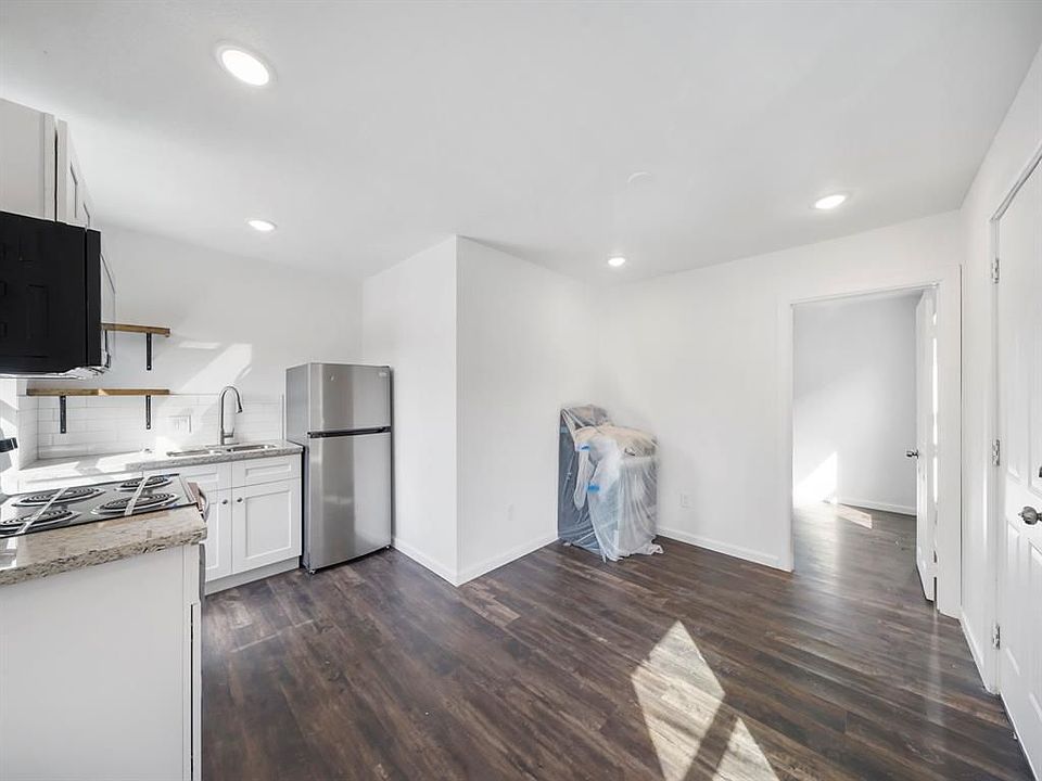 1st image of 2509 1/2 Truxillo Ave #B