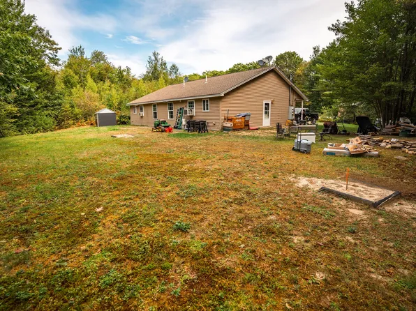 11 Dustin Drive, Sabattus, ME 04280